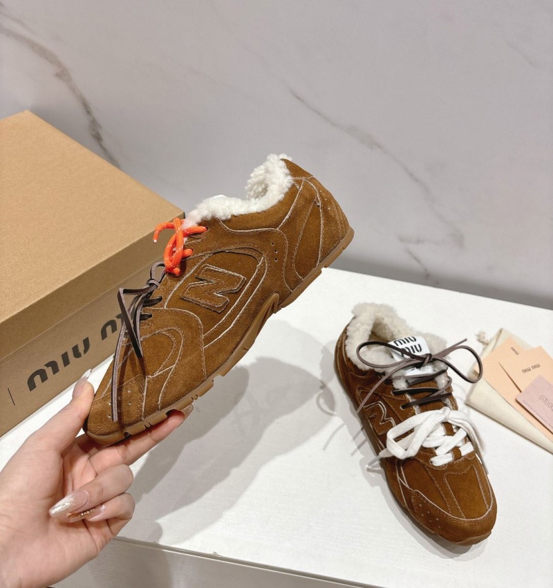 Miu Miu Casual Shoes